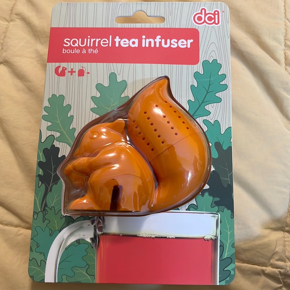 Tea infuser squirrel NWT
